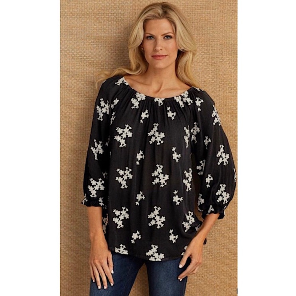 SOFT SURROUNDINGS Top Avignon Embroidered floral black white off shoulder petite